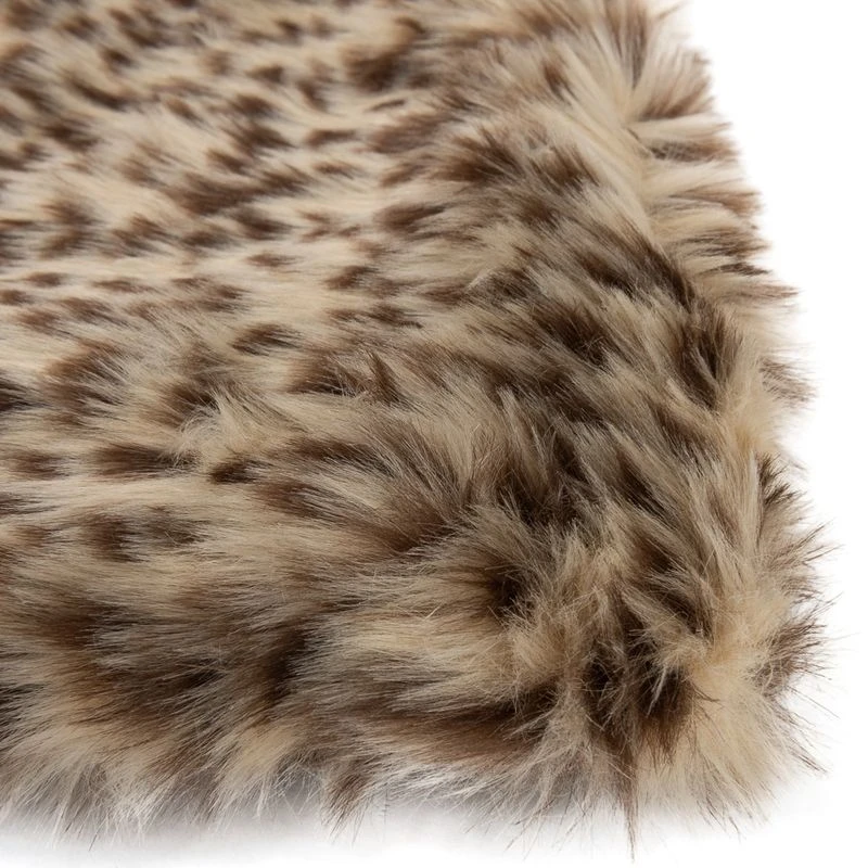 Cat Snuggle Blanket Leo 100 X 70 X 3cm (L X W X H) 4 Cat Snuggle Blanket Leo 100 X 70 X 3cm (L X W X H) - Image 2