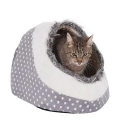 White Dots Snuggle Den 40 X 40 X 28 Cm (L X W X H) -Pet Shop 346777 kuschelhoehle white dots 10 07 2013 9